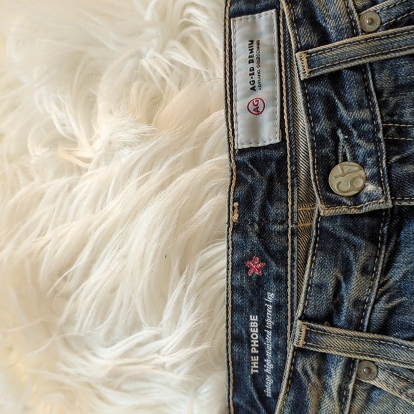 AG Adriano Goldschmied Phoebe Bee Embroidered Distressed Jeans - Picture 6 of 7